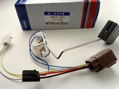 Датчик палива рівня Lacetti 1.8, (96447441) (KOR96447441)