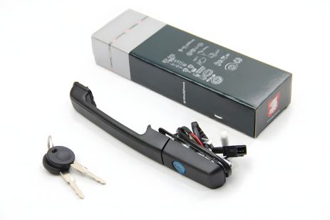 Ручка передней двери Passat-97 права (вставка замка/ключ) (электростекл.), JP Group (1187100980) Ручка передней двери Passat-97 права (вставка замка/ключ) (электростекл.), JP Group (1187100980)