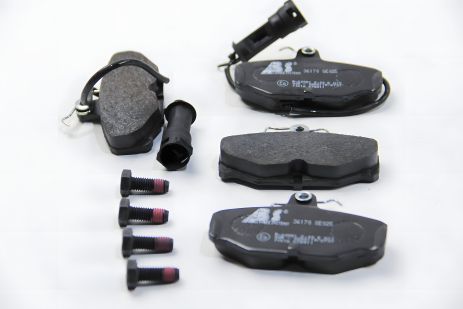 Задние тормозные колодки Scorpio/Escort/Granada/Sierra 82-01 (36170) ABS