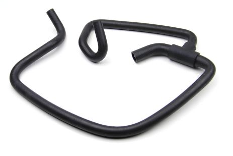 Патрубок радіатора пічки BASBUG для Ducato/Jumper 2.5TDi 94-02 Пр (BSG70720098) Патрубок радіатора пічки BASBUG для Ducato/Jumper 2.5TDi 94-02 Пр (BSG70720098)