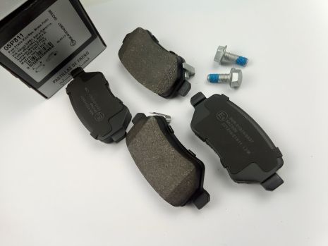 Задні дискові гальмівні колодки для Astra G, LPR (05P811) (1605122) Задні дискові гальмівні колодки для Astra G, LPR (05P811) (1605122)