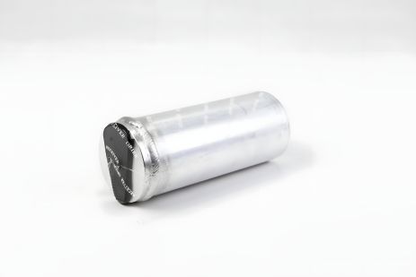 Осушитель кондиционера HONDA CIVIC 91-05, MAHLE/KNECHT (AD174000S) Осушитель кондиционера HONDA CIVIC 91-05, MAHLE/KNECHT (AD174000S)