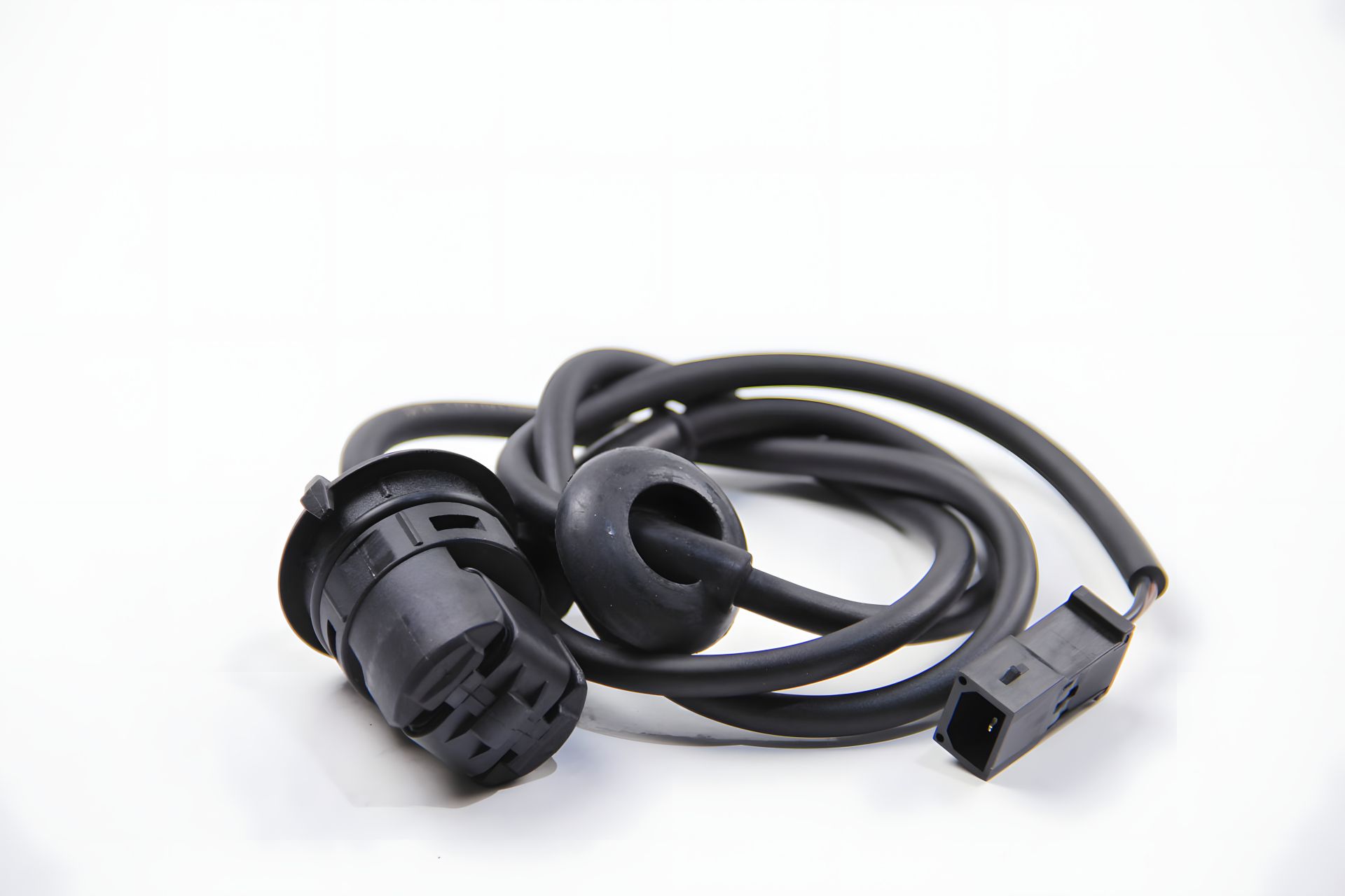 Датчик АБС задний правый Audi A6 97-05, JP Group (1197101100) Датчик АБС задний правый Audi A6 97-05, JP Group (1197101100)