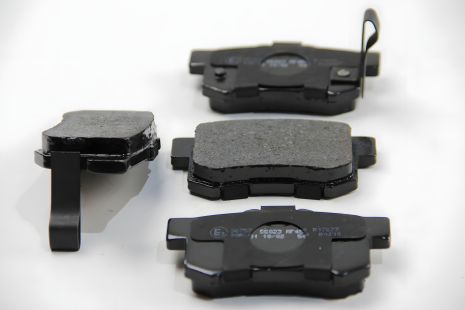 Задние тормозные колодки для Civic 98-/Accord 90-03 (Akebono) от ABS (36757)