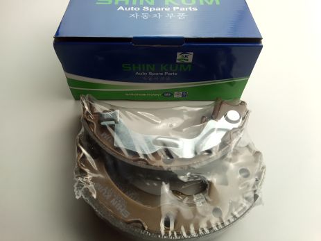 Колодки для ручника Lacetti, SHIN KUM (96496764) Колодки для ручника Lacetti, SHIN KUM (96496764)