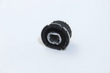 Передній сайлентблок задньої балки Mercedes C (W201) 1982-1993, Autotechteile (1003519)