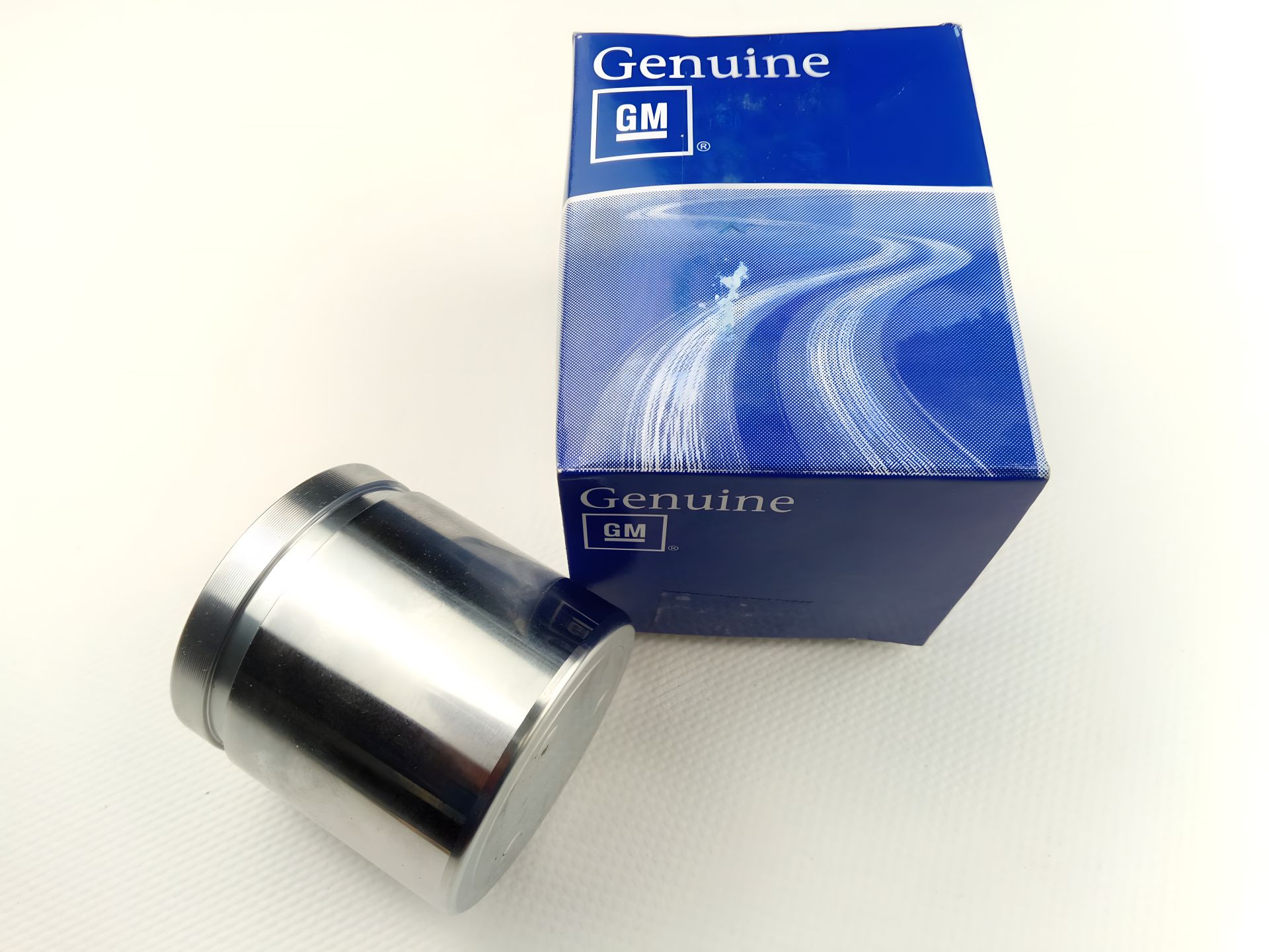 Гальмівний поршень супорту Lanos 1.5, "GM" (93741032) (410507) Гальмівний поршень супорту Lanos 1.5, "GM" (93741032) (410507)