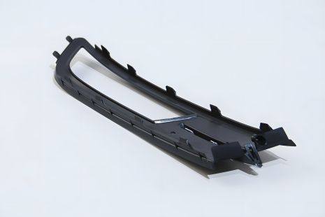 Бампера вставка (под противотуманку) VW Passat 14-R, Autotechteile (3853036)