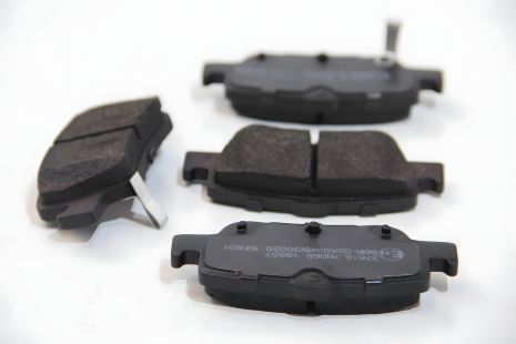 Гальмівні колодки задні Toyota Auris 07-12/Corolla 13- (bosch), A.B.S. (37616) Гальмівні колодки задні Toyota Auris 07-12/Corolla 13- (bosch), A.B.S. (37616)