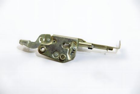 Замок передних дверей, MB 609-814D Autotechteile (1007243)