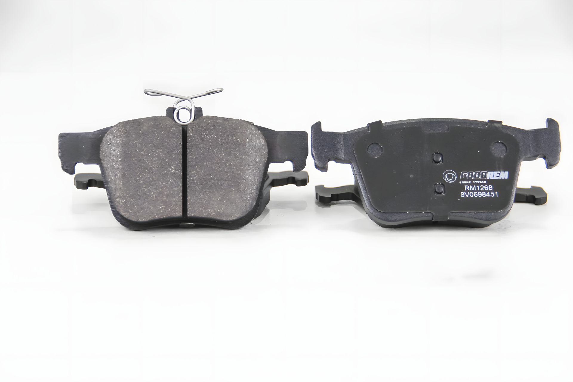 Задние тормозные колодки для VW Golf VII 13- (GOODREM RM1268) Задние тормозные колодки для VW Golf VII 13- (GOODREM RM1268)