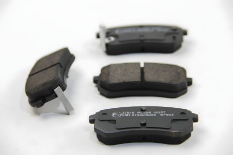 Задние тормозные колодки Hyundai Accent/Kia Rio/Ceed 05- (37515) ABS