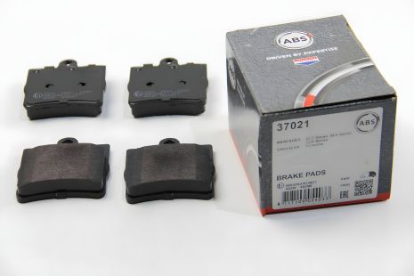 Колодки задні гальмівні MB C/E-клас (W202/203/210) (ATE) (ABS 37021), A.B.S. (37021) ефективні Колодки задні гальмівні MB C/E-клас (W202/203/210) (ATE) (ABS 37021), A.B.S. (37021) ефективні