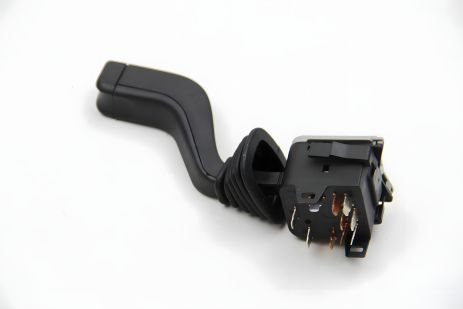 Переключатель подрулевой Astra F/Vectra B-03, JP Group (1296200700) Переключатель подрулевой Astra F/Vectra B-03, JP Group (1296200700)