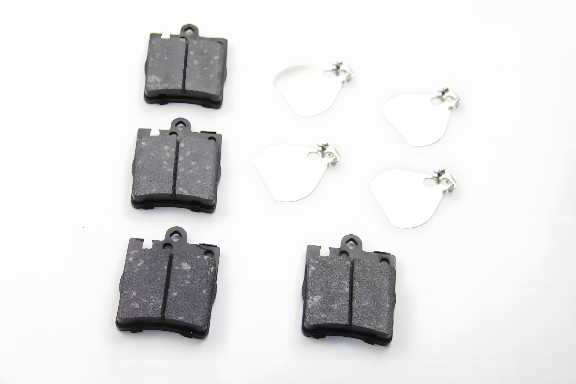 Гальмівні колодки задні MB C/E-клас (W202/210) (ATE)/(W211) 4Matic, JP Group (1363700610) Гальмівні колодки задні MB C/E-клас (W202/210) (ATE)/(W211) 4Matic, JP Group (1363700610)