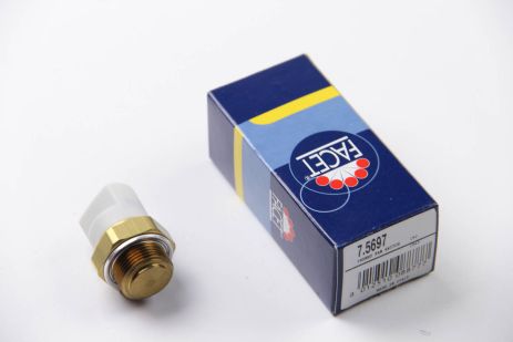 Датчик вмикання вентилятора Vito OM601 (на радіаторі) (3конт.), FACET (75697)