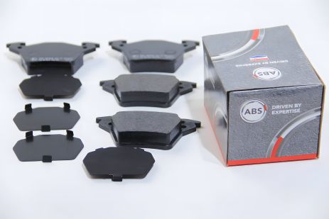 Задние тормозные колодки для W638 (95-03), ABS (37104)