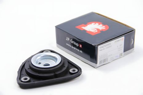 Опора переднього амортизатора Ford Focus/Mazda 3/Volvo C30/S40 II/V50/C70 03- (без підшипника), JP Group (154 Опора переднього амортизатора Ford Focus/Mazda 3/Volvo C30/S40 II/V50/C70 03- (без підшипника), JP Group (154