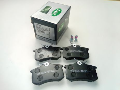 Octavia Гальмівні задні колодки, LPR (05P634) дискові (1J0698451D)