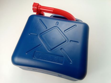 Канистра для бензина 20л., Bi-Plast (HDPE) пластик. Канистра для бензина 20л., Bi-Plast (HDPE) пластик.