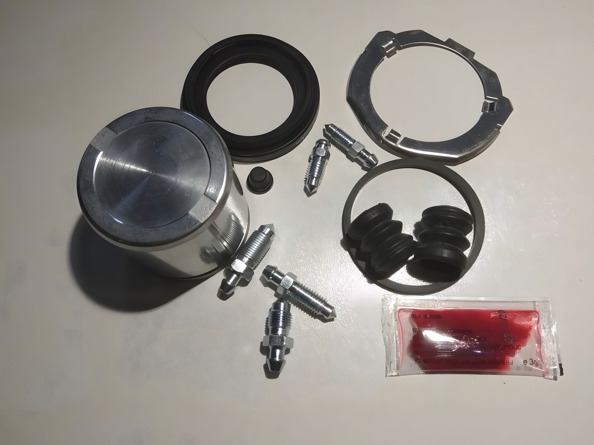 Датчик тиску оливи для MERCEDES-BENZ V-CLASS, SKODA OCTAVIA, VW BORA, HELLA (6ZL003259471) Датчик тиску оливи для MERCEDES-BENZ V-CLASS, SKODA OCTAVIA, VW BORA, HELLA (6ZL003259471)