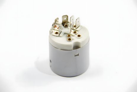 Контактная группа замка зажигания для Felicia -01 от JP Group (1190401100)