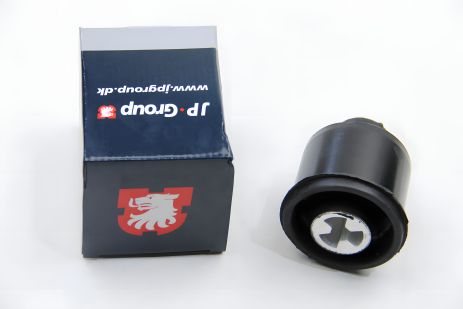 Сайлентблок задней балки Aveo/Audi A3/Skoda Fabia/Octavia, d-12х72, от JP Group (1150100400) Сайлентблок задней балки Aveo/Audi A3/Skoda Fabia/Octavia, d-12х72, от JP Group (1150100400)