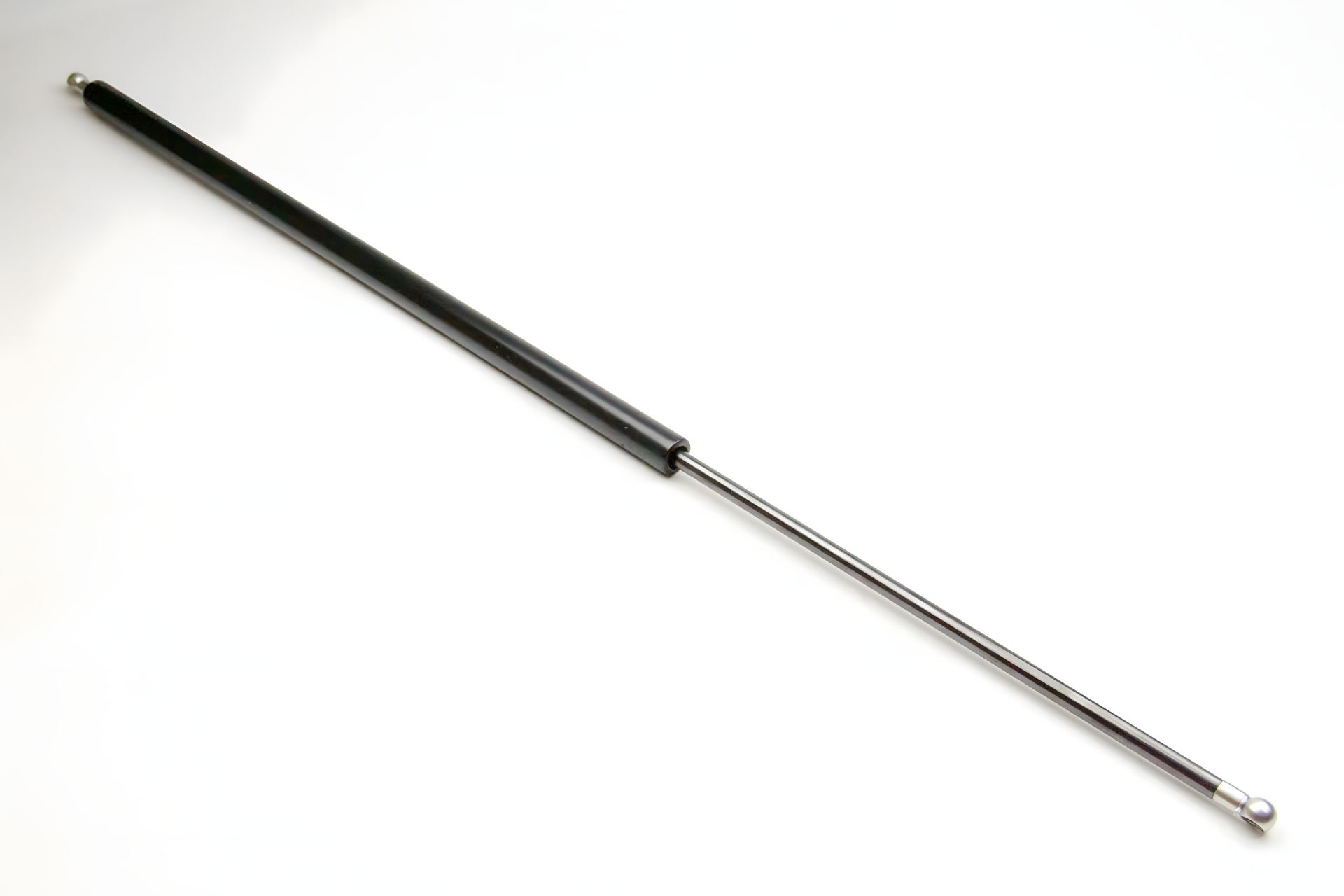 Амортизатор багажника Vivaro/Trafic 01- (905/307mm 730N), JP Group (1281204000) Амортизатор багажника Vivaro/Trafic 01- (905/307mm 730N), JP Group (1281204000)