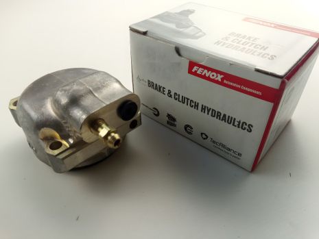 Передній гальмівний циліндр ВАЗ 2101, Фенокс (X 4814 C6) лівий зовнішній (2101-3501181) Передній гальмівний циліндр ВАЗ 2101, Фенокс (X 4814 C6) лівий зовнішній (2101-3501181)