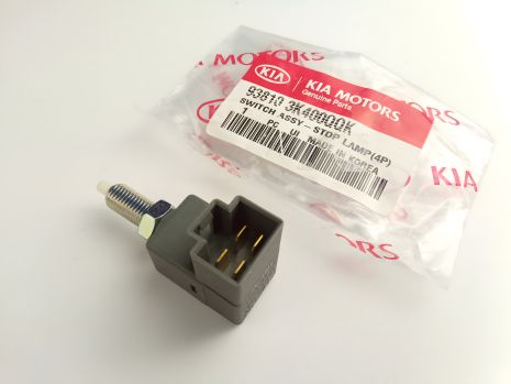 Датчик увімкнення гальма (педалі) Hyundai/KIA, MOBIS (938103K400QQK) (93810-3K400QQK) Датчик увімкнення гальма (педалі) Hyundai/KIA, MOBIS (938103K400QQK) (93810-3K400QQK)