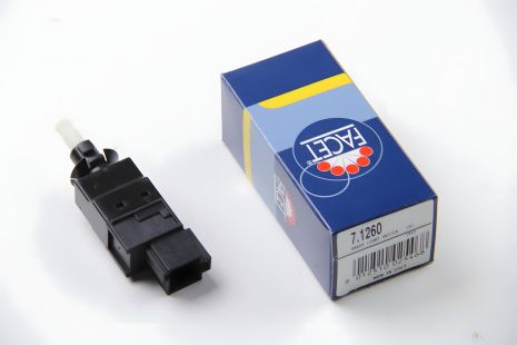 Датчик Стоп-Сигналу Spr/Vito 00- (під педаль), FACET (71260) Датчик Стоп-Сигналу Spr/Vito 00- (під педаль), FACET (71260)