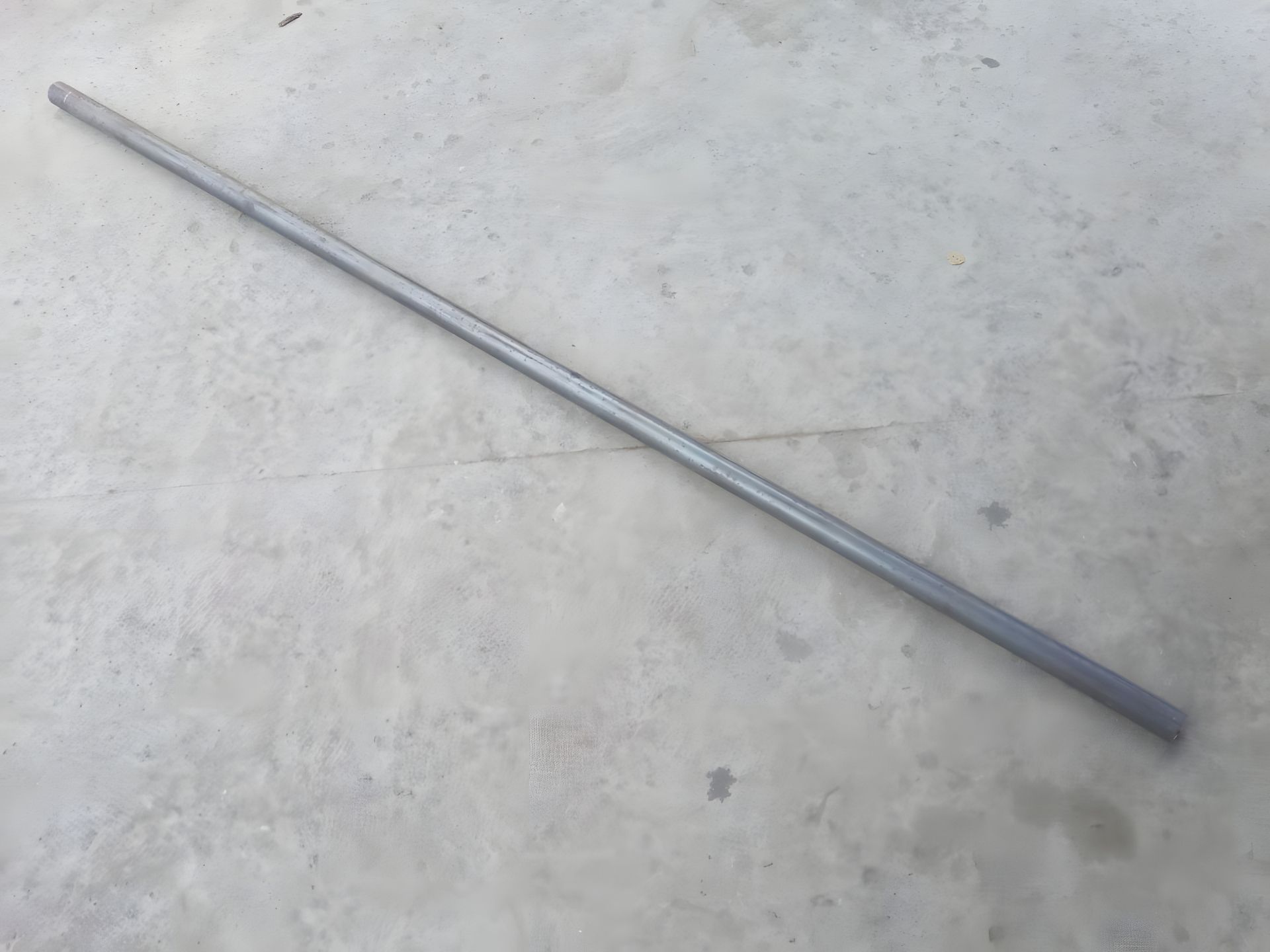 Труба оцинкована 2м*ф42*1,5 ТМК Труба оцинкована 2м*ф42*1,5 ТМК