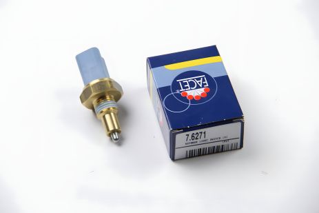 Выключатель заднего хода Logan 04-/Sandero 08-, FACET (76271)