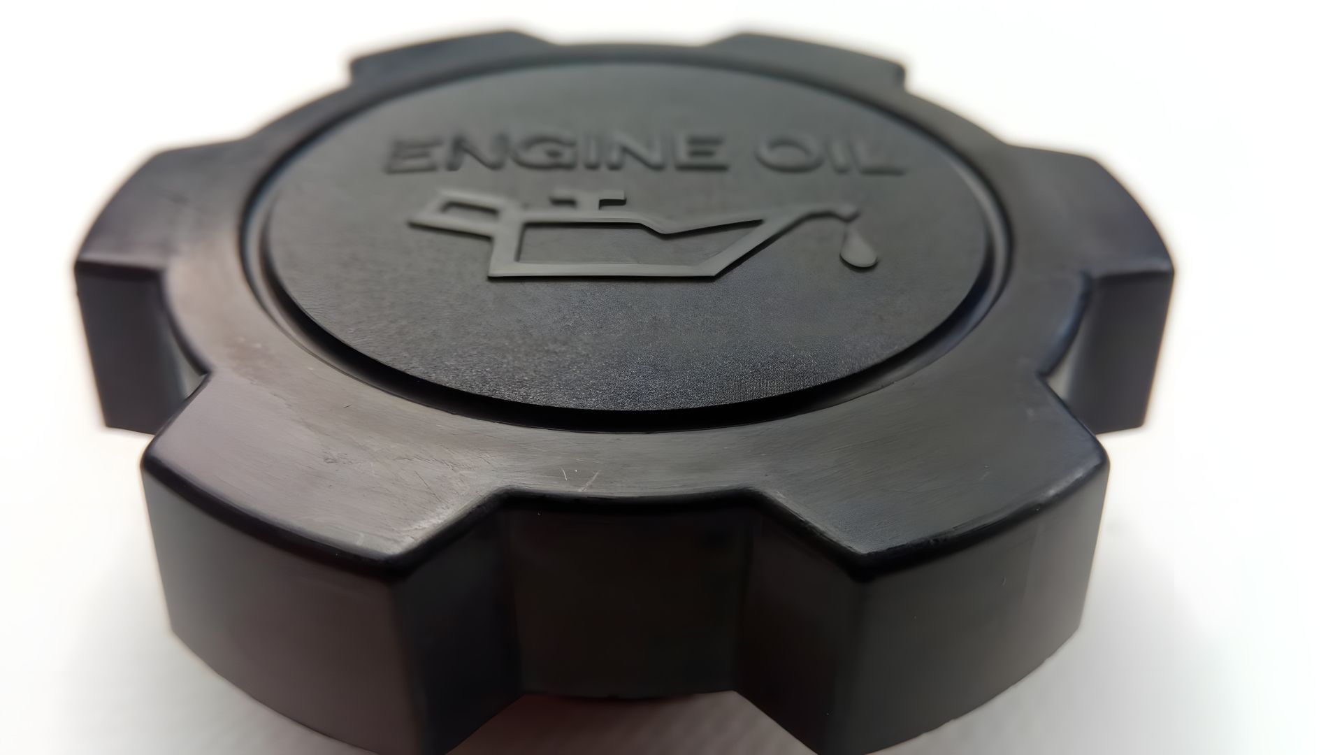 Маслозаливна кришка для Toyota (1218055010) (12180-13030) Маслозаливна кришка для Toyota (1218055010) (12180-13030)