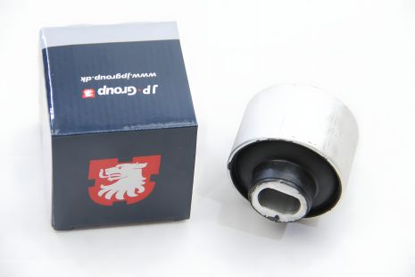 Сайлентблок важеля переднього (нижній/внутрішній) MB E-клас (W211) 02-08, JP Group (1340204000) Сайлентблок важеля переднього (нижній/внутрішній) MB E-клас (W211) 02-08, JP Group (1340204000)