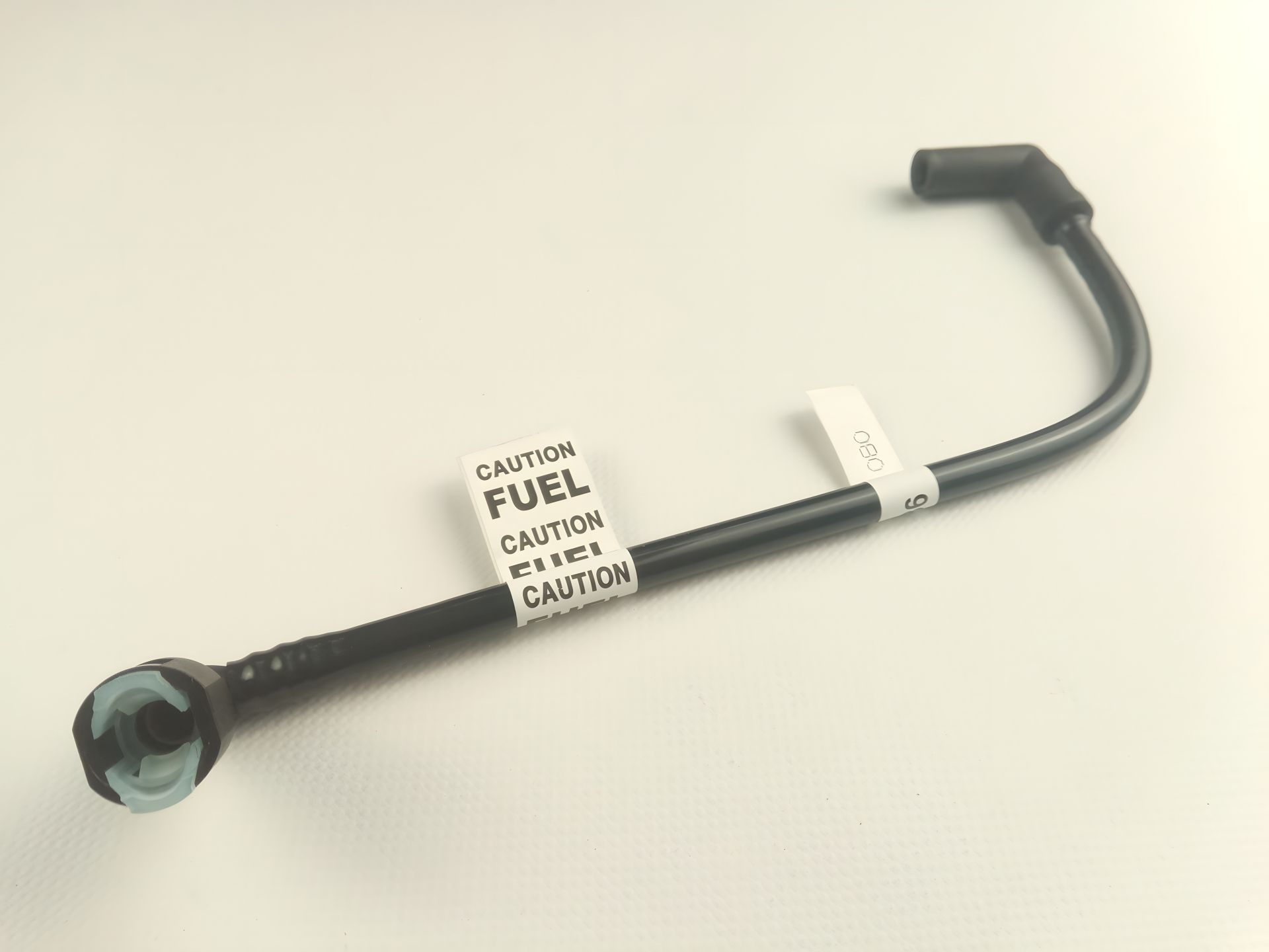 Паливна трубка для Lanos 1.5, "GM" (96351536) від звороту до клапана абсорбера Паливна трубка для Lanos 1.5, "GM" (96351536) від звороту до клапана абсорбера