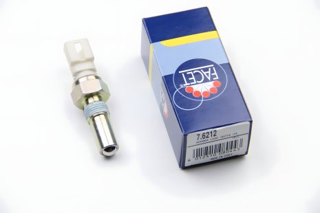 Датчик заднего хода для Focus 98-04/Fiesta 97-08/Fusion 02-12 (2 контакта), FACET (76212) Датчик заднего хода для Focus 98-04/Fiesta 97-08/Fusion 02-12 (2 контакта), FACET (76212)
