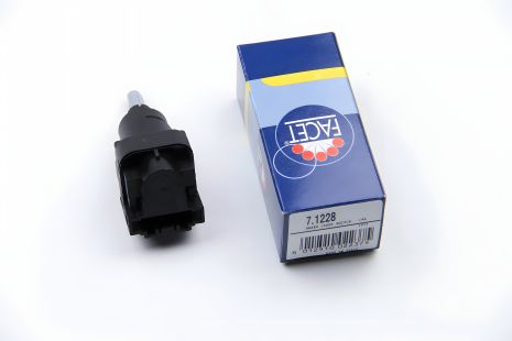 Стоп-сигнала вимикач Caddy 04- (4 конт.), FACET (71228)