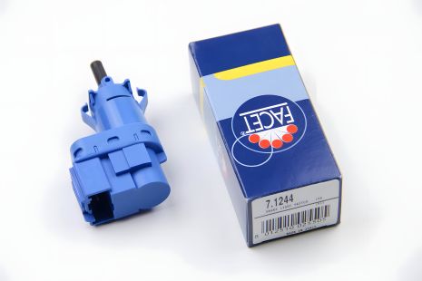 Стоп-сигналу датчик Mazda 2/3/5/6 1.3-2.5i 03-, FACET (71244)