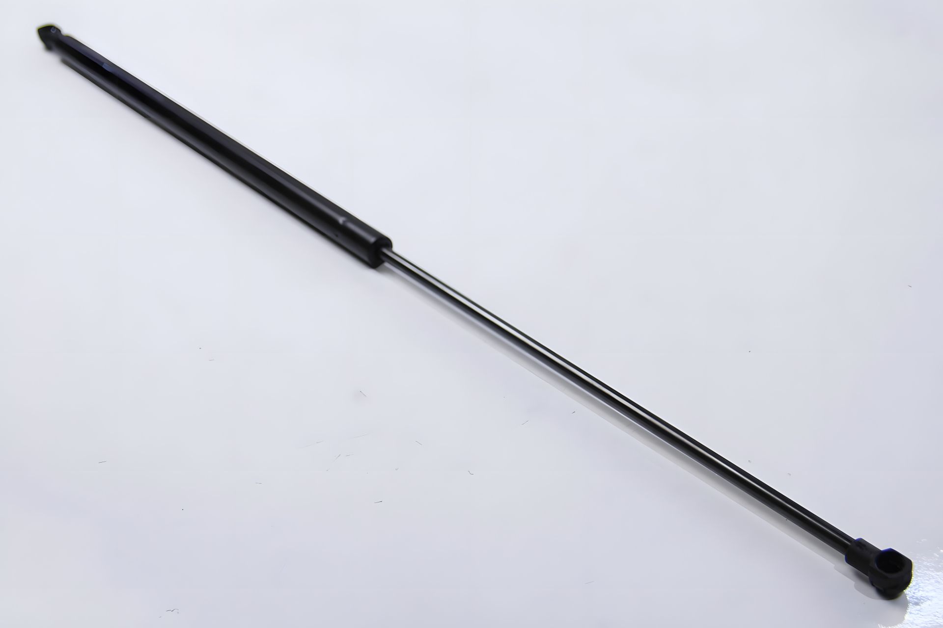 Багажний амортизатор BMW 7(E65) 01-08 (715/303mm 160N), JP Group (1481202000) Багажний амортизатор BMW 7(E65) 01-08 (715/303mm 160N), JP Group (1481202000)