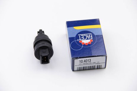 Датчик интеркуллера T4/LT II/VW/Audi, FACET (104013)