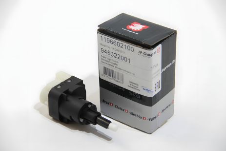 Стоп-сигнала датчик T5/Golf IV/Octavia 4 конт./черный, JP Group (1196602100) Стоп-сигнала датчик T5/Golf IV/Octavia 4 конт./черный, JP Group (1196602100)