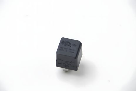 Багатофункціональне реле 12V 40A 4pin, HELLA (4RA007791011) Багатофункціональне реле 12V 40A 4pin, HELLA (4RA007791011)