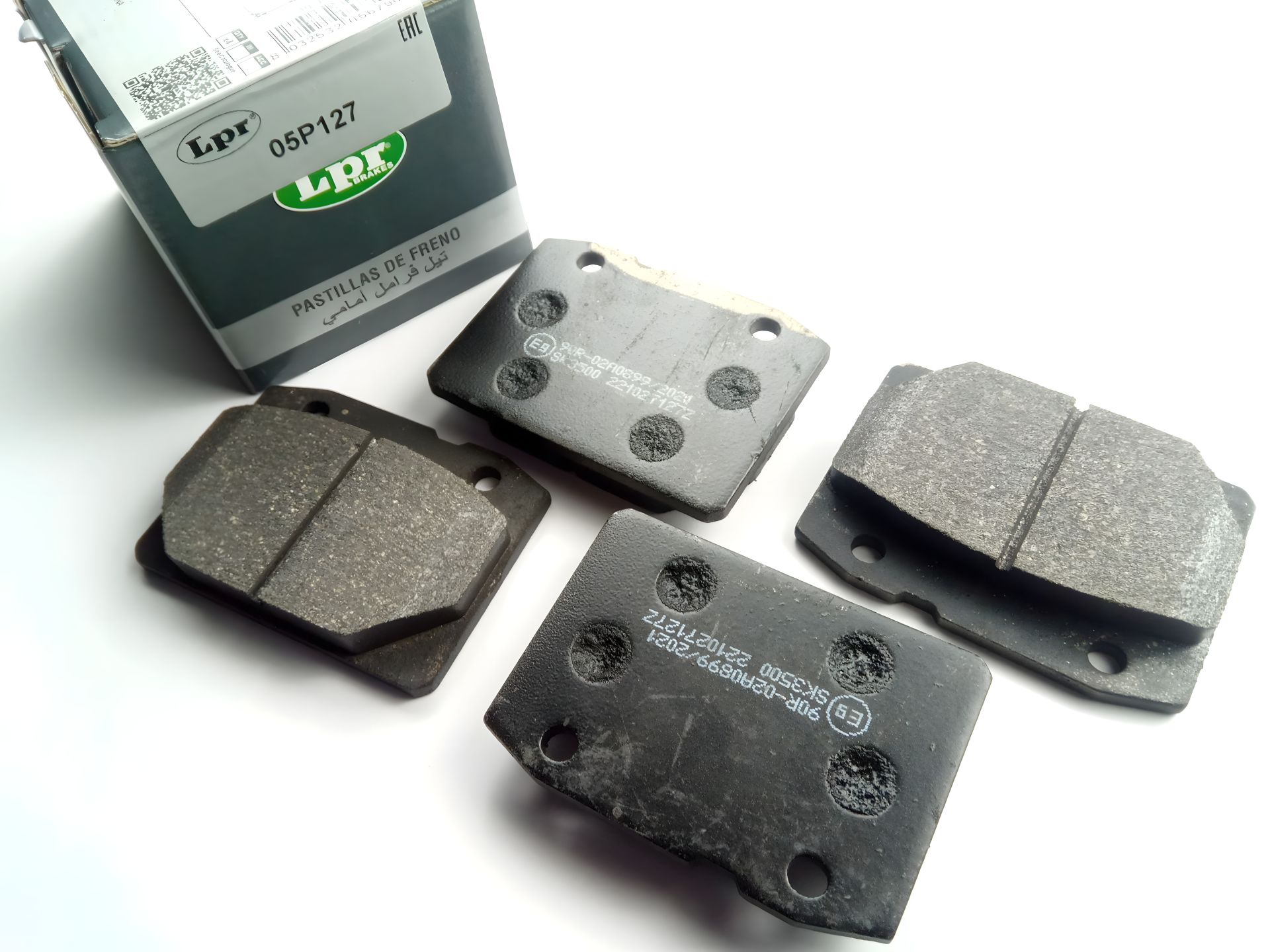 Передние тормозные колодки ВАЗ 2101, LPR (05P127) (2101-3501089) Передние тормозные колодки ВАЗ 2101, LPR (05P127) (2101-3501089)