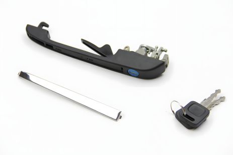 Ручка двери передняя правая Audi 100/200-90 (+вставка замка), JP Group (1187101680) Ручка двери передняя правая Audi 100/200-90 (+вставка замка), JP Group (1187101680)