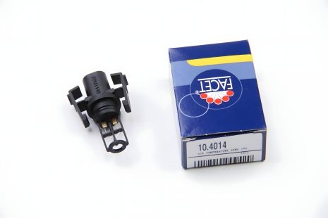 Датчик температуры воздуха для MB Sprinter/Vito 1.8-3.0 96-, FACET (104014)