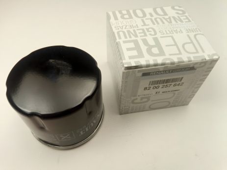 Масляный фильтр RENAULT (8200257642)