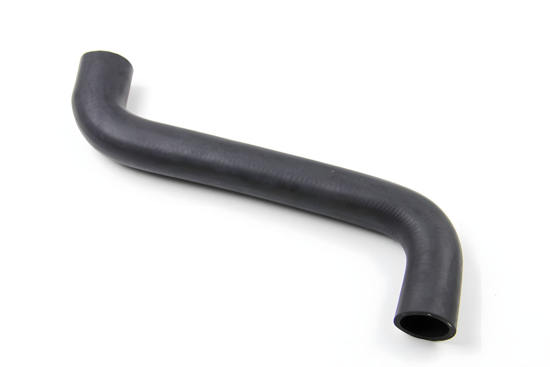 Верхній патрубок радіатора Sprinter 06-, BASBUG (BSG60720014) Верхній патрубок радіатора Sprinter 06-, BASBUG (BSG60720014)