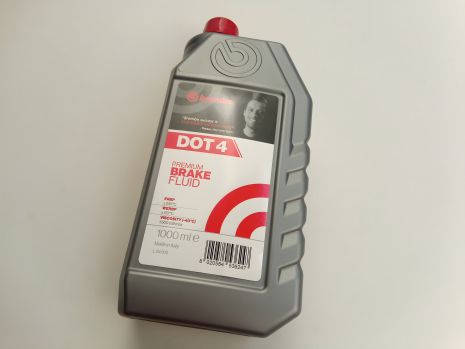BREMBO DOT-4 1 л. рідина гальмівна (L 04010) (1135521) BREMBO DOT-4 1 л. рідина гальмівна (L 04010) (1135521)