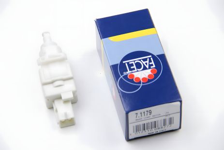 Датчик стоп-сигналу для Jumper/Ducato/Boxer 97- від FACET (71179)